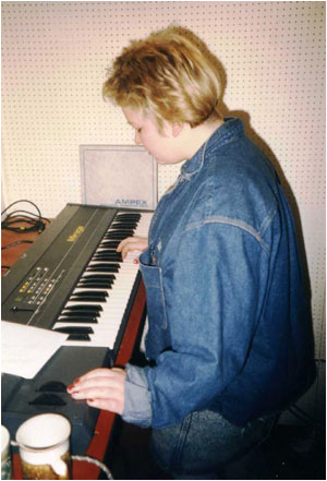 Ex-Great Express keyboard player Chantal Weston playing keyboards at the Expresso Bongo during the demo recording of ‘Feel Your Touch’ in February 1988.