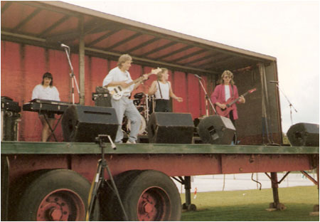 One on One - Tamworth Rock Festival - 1984